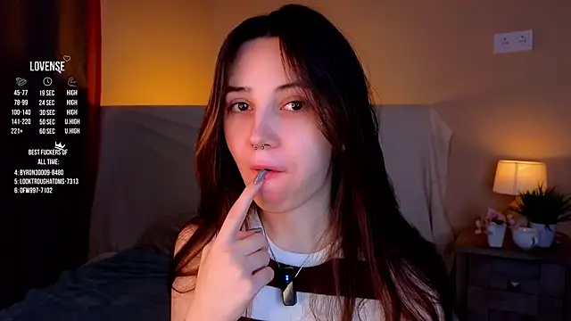 Snapshot of GillianDowdey chatting on 4, 10, 2025 GillianDowdey online show from 4, 10, 2025