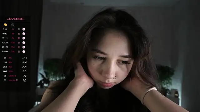 Snapshot of AislyEmbury chatting on 15, 2, 2025 AislyEmbury online show from 15, 2, 2025