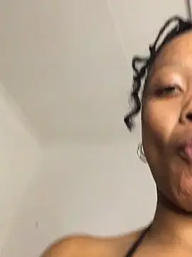 Snapshot of SZA_Doja chatting on 16, 1, 2025 SZA Doja online show from 16, 1, 2025