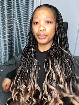 Snapshot of SZA_Doja chatting on 27, 9, 2025 SZA Doja online show from 27, 9, 2025