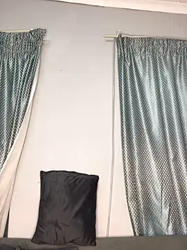 Snapshot of SZA_Doja chatting on 27, 9, 2025 SZA Doja online show from 27, 9, 2025