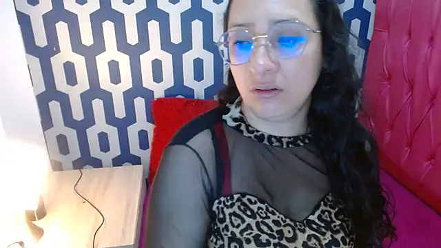sarax ximena online show from 19, 10, 2025