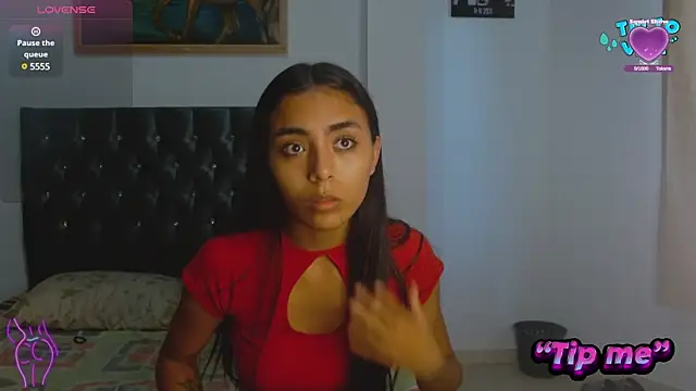 Snapshot of AntonellaAndNoah chatting on 5, 12, 2024 AntonellaAndNoah online show from 5, 12, 2024