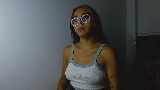 Snapshot of AntonellaAndNoah chatting on 27, 2, 2025 AntonellaAndNoah online show from 27, 2, 2025