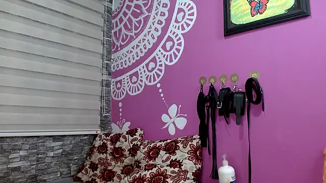 AntonellaAndNoah online show from 6, 2, 2026