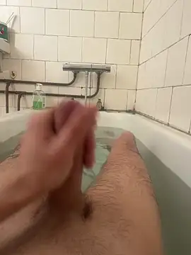 wolfwhite95 online show from 19, 2, 2026