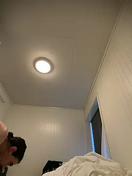 wolfwhite95 online show from 7, 3, 2026