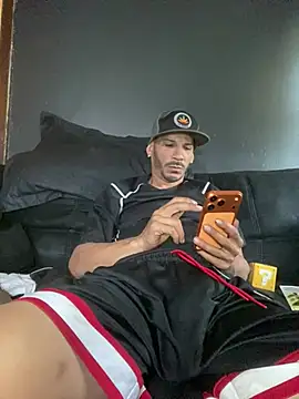 Snapshot of Chico_Bellaco chatting on 28, 4, 2026 Chico Bellaco online show from 28, 4, 2026