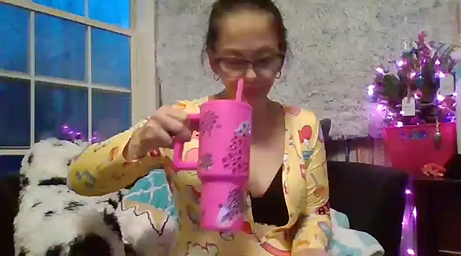 Snapshot of TopazVixen chatting on 18, 12, 2024 TopazVixen online show from 18, 12, 2024