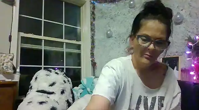 Snapshot of TopazVixen chatting on 28, 12, 2024 TopazVixen online show from 28, 12, 2024