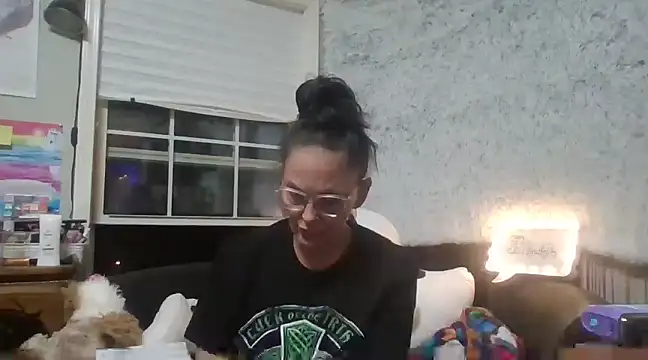 Snapshot of TopazVixen chatting on 9, 3, 2025 TopazVixen online show from 9, 3, 2025