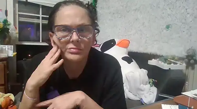 Snapshot of TopazVixen chatting on 15, 3, 2025 TopazVixen online show from 15, 3, 2025