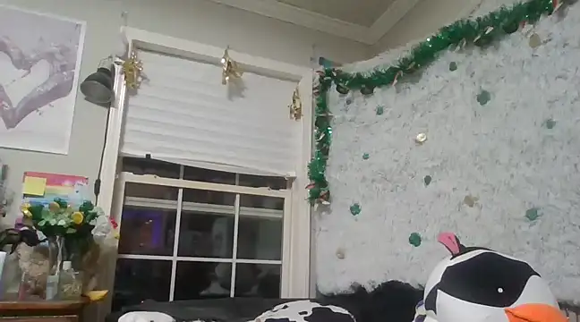 Snapshot of TopazVixen chatting on 17, 3, 2025 TopazVixen online show from 17, 3, 2025