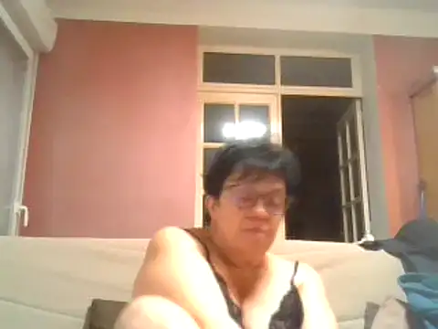 Vandeae44 online show from 15, 12, 2024