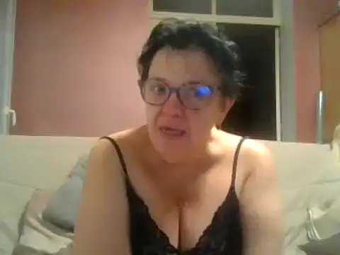 Vandeae44 online show from 23, 12, 2024