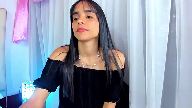 Snapshot of sophie_pariss chatting on 15, 2, 2025 sophie pariss online show from 15, 2, 2025