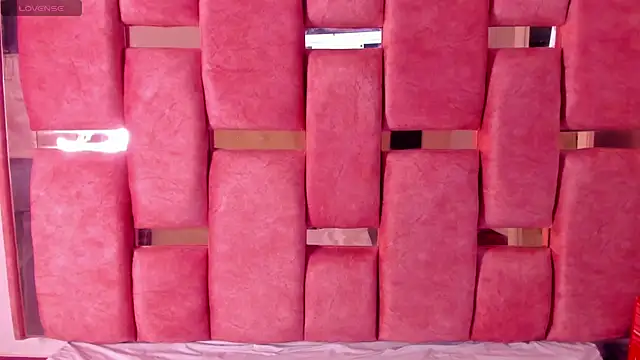 Snapshot of sophie_pariss chatting on 21, 3, 2025 sophie pariss online show from 21, 3, 2025