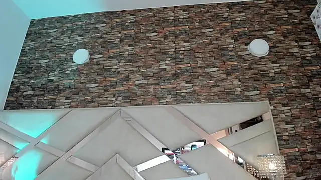 Snapshot of sophie_pariss chatting on 28, 11, 2025 sophie pariss online show from 28, 11, 2025