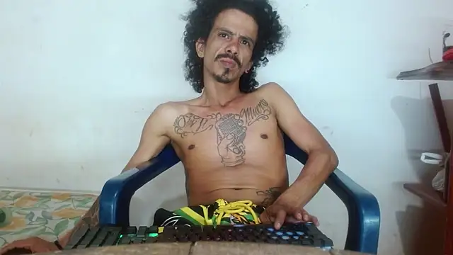 Snapshot of damian_bottom_bigcock chatting on 28, 12, 2024 damian bottom bigcock online show from 28, 12, 2024