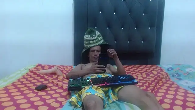 Snapshot of damian_bottom_bigcock chatting on 31, 1, 2025 damian bottom bigcock online show from 31, 1, 2025