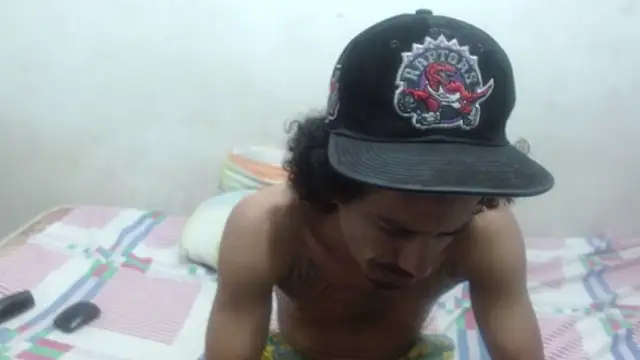 Snapshot of damian_bottom_bigcock chatting on 21, 3, 2025 damian bottom bigcock online show from 21, 3, 2025