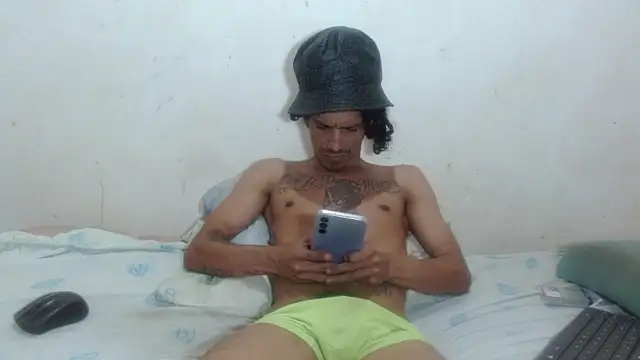 Snapshot of damian_bottom_bigcock chatting on 29, 11, 2025 damian bottom bigcock online show from 29, 11, 2025