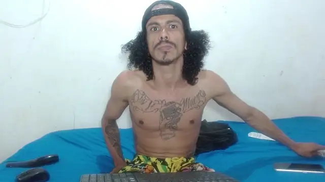 Snapshot of damian_bottom_bigcock chatting on 20, 12, 2025 damian bottom bigcock online show from 20, 12, 2025