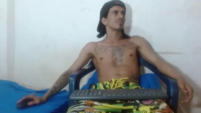 Snapshot of damian_bottom_bigcock chatting on 8, 1, 2026 damian bottom bigcock online show from 8, 1, 2026