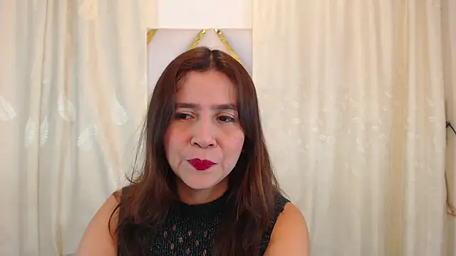 Snapshot of Heidy_Wells chatting on 26, 2, 2025 Heidy Wells online show from 26, 2, 2025