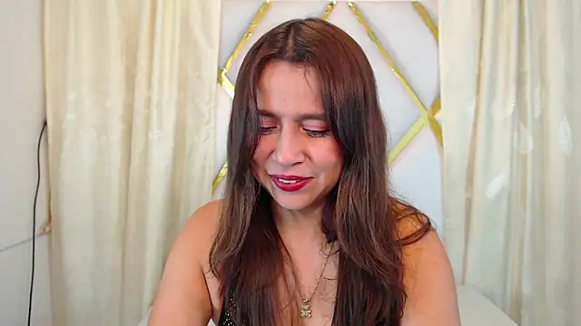 Snapshot of Heidy_Wells chatting on 8, 3, 2025 Heidy Wells online show from 8, 3, 2025