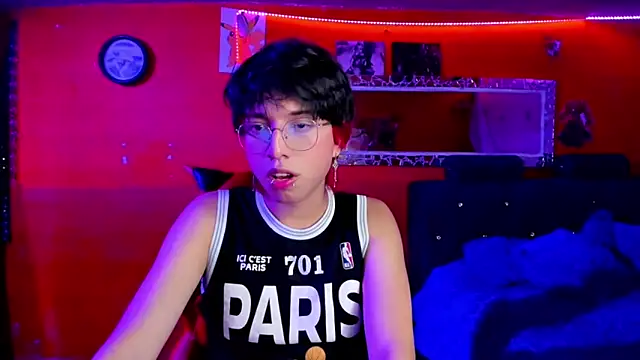 Snapshot of AnggelONfiree chatting on 9, 3, 2025 AnggelONfiree online show from 9, 3, 2025