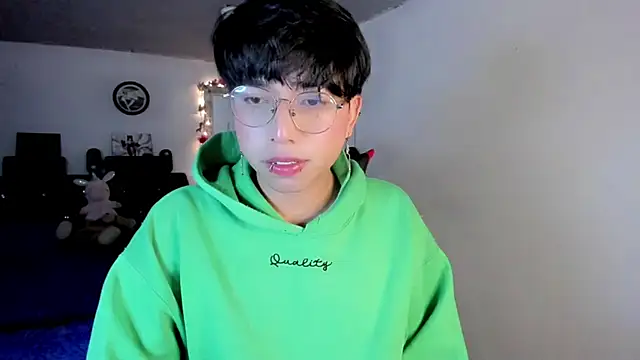 AnggelONfiree online show from 4, 2, 2026