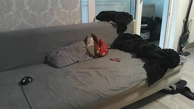 Snapshot of Zbochunec chatting on 3, 12, 2025 Zbochunec online show from 3, 12, 2025