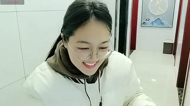 luoxuwen online show from 9, 12, 2024
