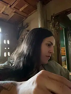 isadelasestrellas online show from 25, 2, 2026