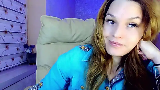 Snapshot of impossibleluna chatting on 14, 12, 2025 impossibleluna online show from 14, 12, 2025