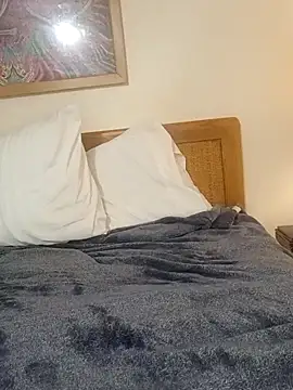 Snapshot of dcrick978 chatting on 23, 10, 2025 dcrick978 online show from 23, 10, 2025