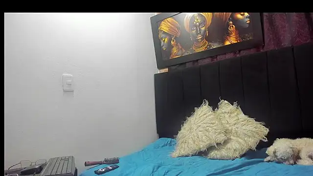 Evaaross 2345 online show from 16, 10, 2025