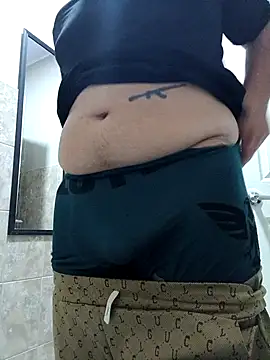 Snapshot of HotBoyJB2000 chatting on 9, 5, 2026 HotBoyJB2000 online show from 9, 5, 2026