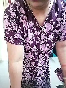 Snapshot of PayalSharmahot143 chatting on 11, 10, 2025 PayalSharmahot143 online show from 11, 10, 2025