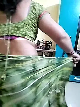 Snapshot of PayalSharmahot143 chatting on 25, 11, 2025 PayalSharmahot143 online show from 25, 11, 2025