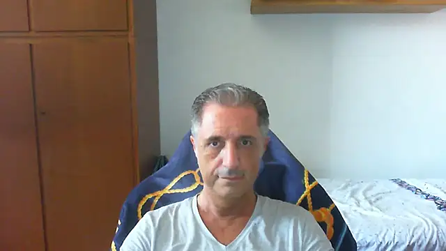 Snapshot of lliuk70mi chatting on 23, 6, 2026 lliuk70mi online show from 23, 6, 2026