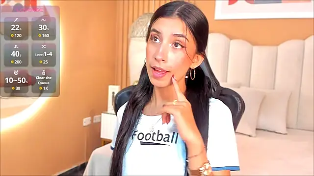 Snapshot of zia_cooper chatting on 18, 3, 2025 zia cooper online show from 18, 3, 2025