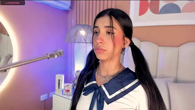 Snapshot of zia_cooper chatting on 21, 9, 2025 zia cooper online show from 21, 9, 2025