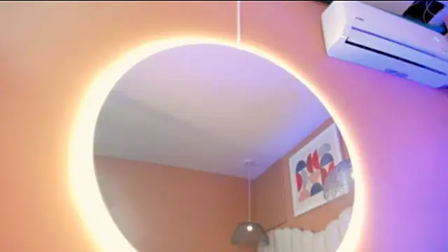 Snapshot of zia_cooper chatting on 7, 10, 2025 zia cooper online show from 7, 10, 2025