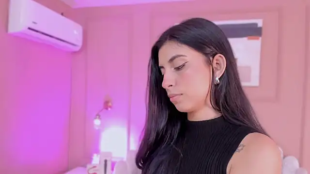 Snapshot of zia_cooper chatting on 18, 2, 2026 zia cooper online show from 18, 2, 2026