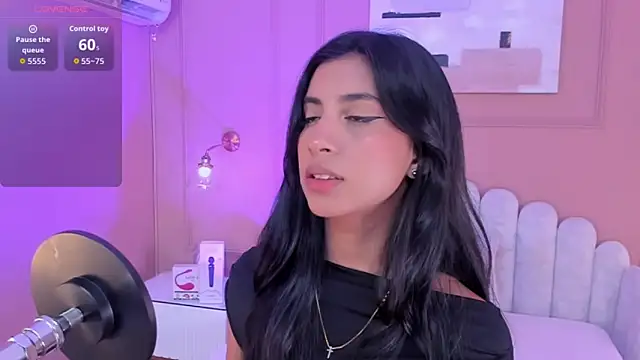 zia cooper online show from 15, 4, 2026