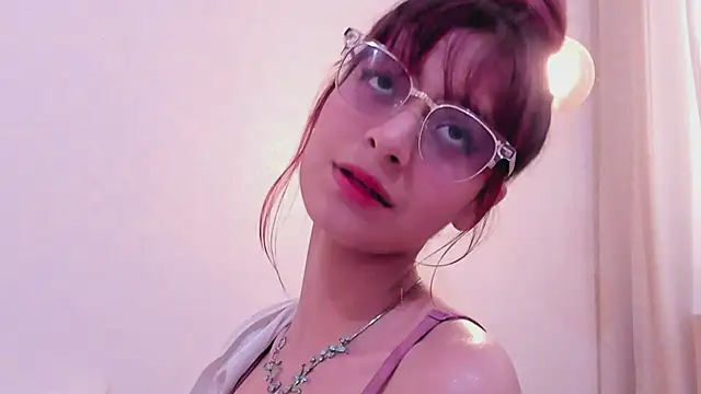 Snapshot of RedMeloddy chatting on 18, 1, 2025 RedMeloddy online show from 18, 1, 2025