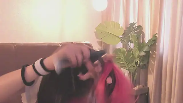 Snapshot of RedMeloddy chatting on 6, 3, 2025 RedMeloddy online show from 6, 3, 2025