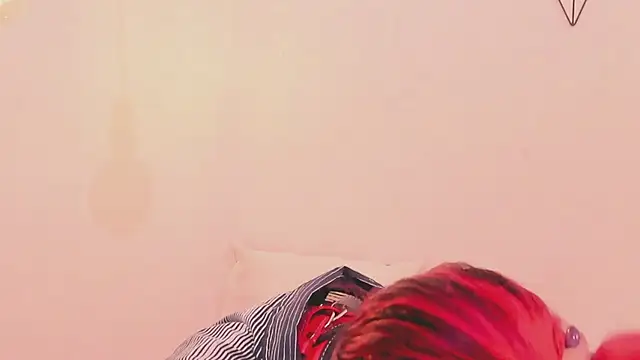 Snapshot of RedMeloddy chatting on 8, 3, 2025 RedMeloddy online show from 8, 3, 2025